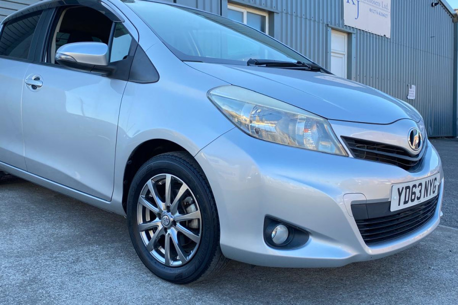 Toyota Yaris 
